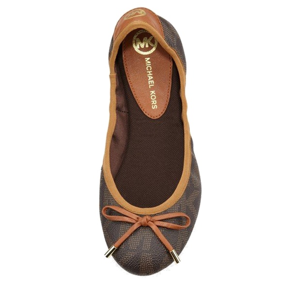 Michael Kors City-Logo Print Ballerina Flat - Picture 4 of 6